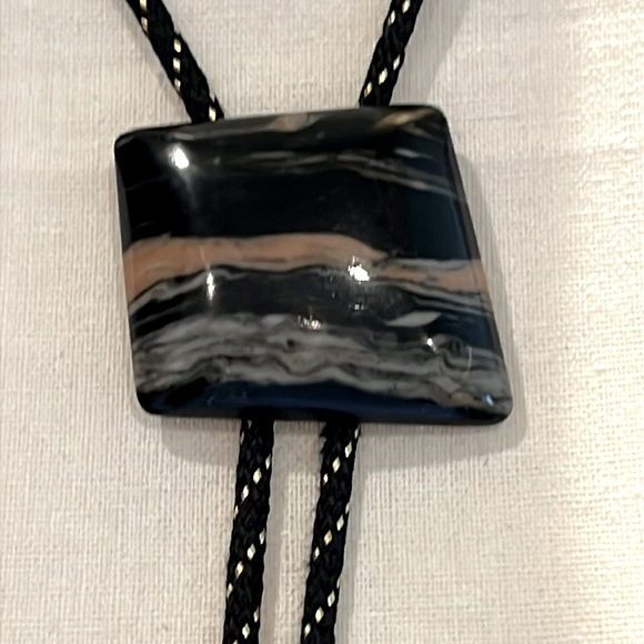 Elegant Black and Brown Bolo Tie - Picture 9 of 11